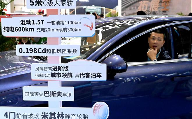 大众新闻联动琼粤桂党媒共觅消博会好物！跨越山海感知消费新风向(图8)